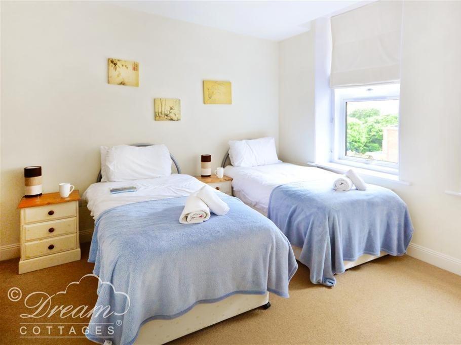Azure Apartment Weymouth Exterior photo
